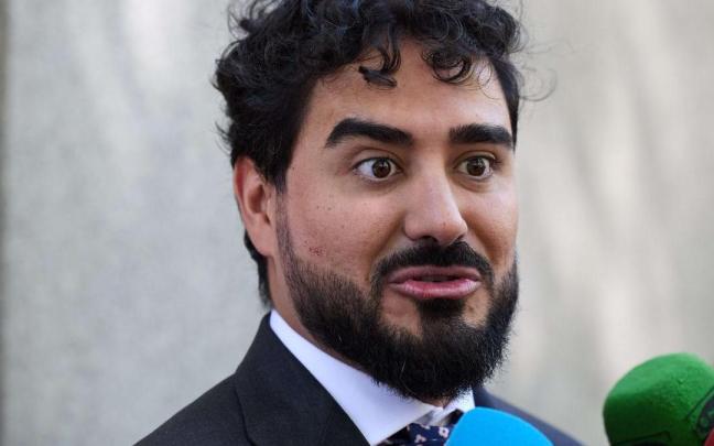El líder de Se Acabó La Fiesta (SALF) y eurodiputado, Luis 'Alvise' Pérez, al salir de declarar en el Tribunal Supremo / EP El líder de Se Acabó La Fiesta (SALF) y eurodiputado, Luis 'Alvise' Pérez, al salir de declarar en el Tribunal Supremo