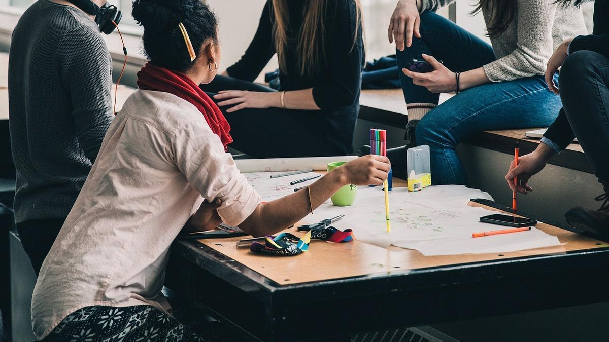 Dentro de la docencia hay más presencia de mujeres en los niveles educativos iniciales.