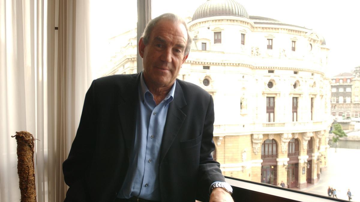 Hoy ha fallecido Carlos Garaikoetxea. / ARCHIVO