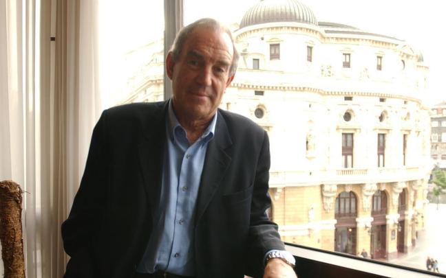 Hoy ha fallecido Carlos Garaikoetxea. / ARCHIVO