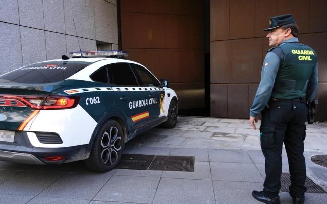 Imagen de archivo del traslado del matrimonio a los juzgados, tras la detención.