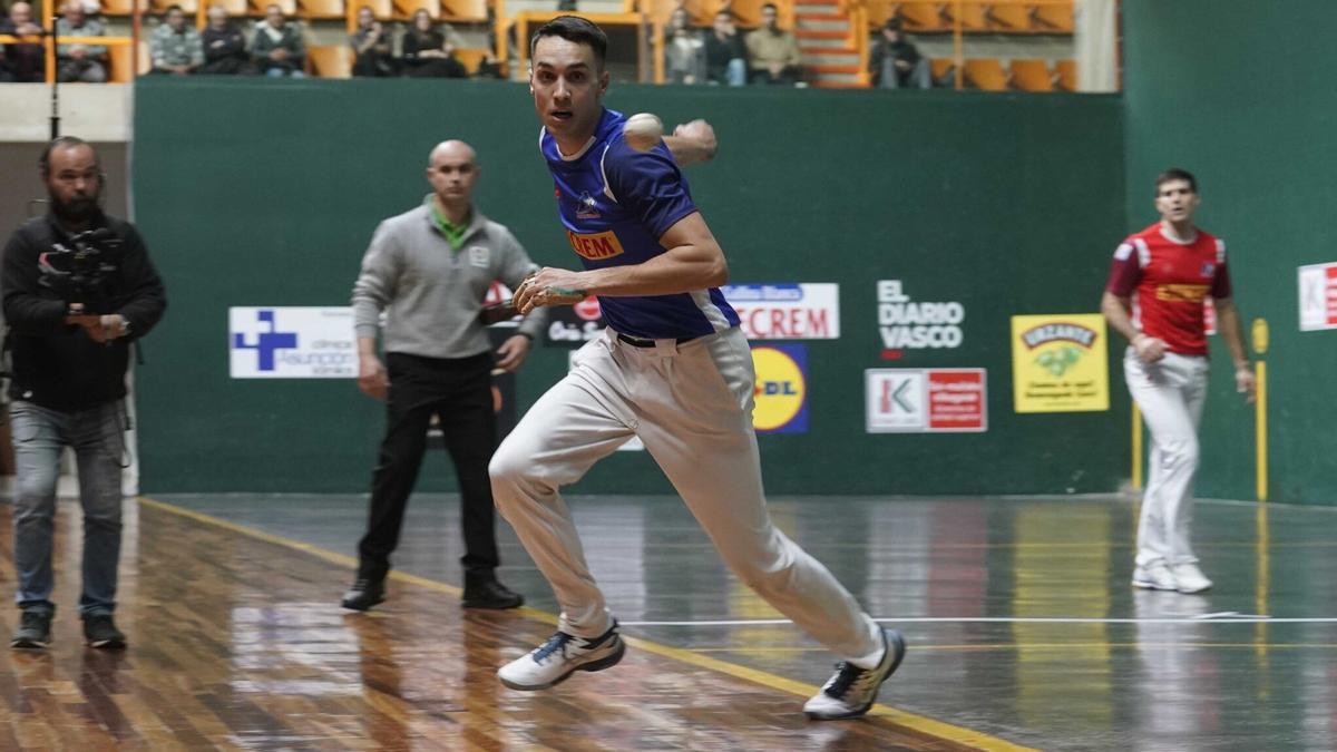 Elordi-Zabaleta vencen a Zabala-Bikuña en el Ogueta de Gasteiz dentro de la novena jornada del Campeonato de Parejas.
