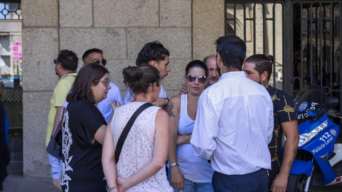 Detenido un hombre en Béjar (Salamanca) tras asesinar a su pareja.