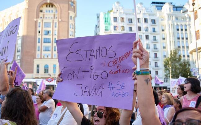 Concentración en apoyo a Jenni Hermoso en Madrid para reivindicar un deporte libre de violencias machistas. Concentración en apoyo a Jenni Hermoso en Madrid para reivindicar un deporte libre de violencias machistas.