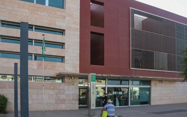 Fachada de los juzgados de Vélez-Málaga Fachada de los juzgados de Vélez-Málaga