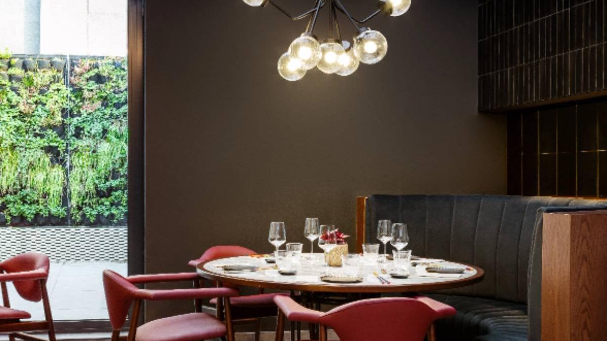Interior del restaurante Basque.