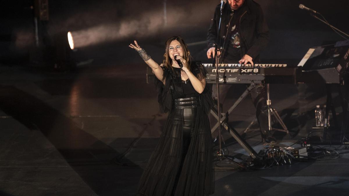 Leire Martínez en concierto con 'LODVG'