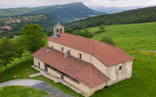 La ermita de Etxaurren en Ayala