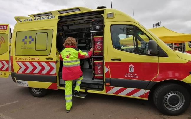 Ambulancia del servicio de urgencias canario.