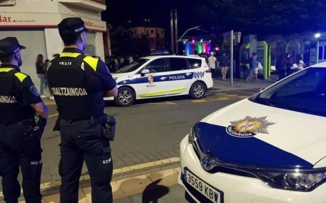 Agentes de la Policía Local de Mungia.