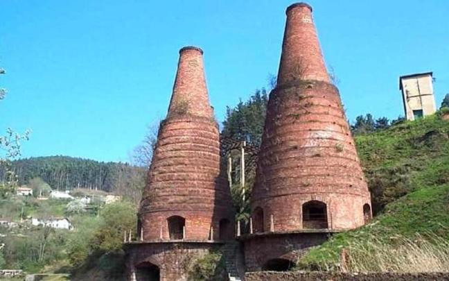 Los hornos de calcinación precisan de una restauración urgente, según la agrupación de Sopuerta.