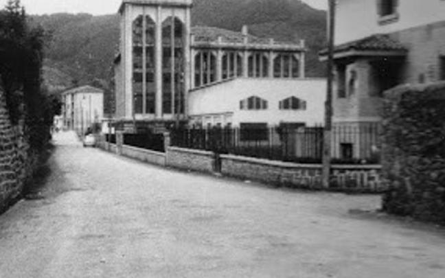 Gipuzkoa Etorbidea, una las arterías principales, en los años 50 del siglo XX.