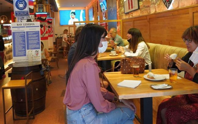 Foto de archivo de algunas de las restricciones en hostelería durante la pandemia. Foto de archivo de algunas de las restricciones en hostelería durante la pandemia.