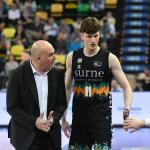 Ponsarnau alecciona a Ubal en un partido en Miribilla.