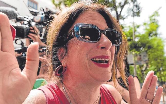 Imagen de archivo de Leire Díez en junio pasado, cuando acudió a Ferraz a dar explicaciones