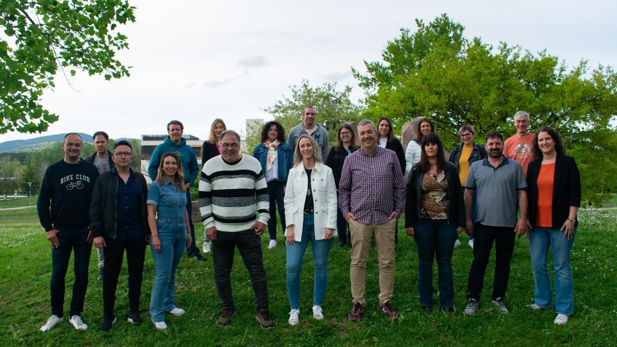 La candidatura de V!VEGUESB!Z!, encabezada por Noelia Echarri.