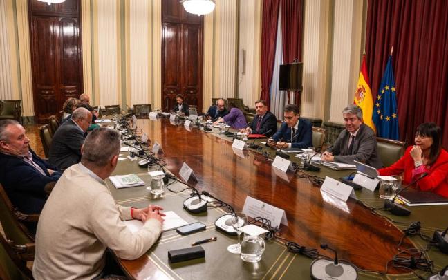 El ministro de Agricultura, Pesca y Alimentación, Luis Planas (4d), se reúne con las organizaciones profesionales agrarias / EP El ministro de Agricultura, Pesca y Alimentación, Luis Planas (4d), se reúne con las organizaciones profesionales agrarias