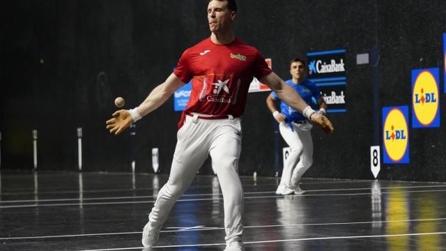 En imágenes: Iñaki Artola gana a Jon Ander Peña en el Manomanista en Durango.