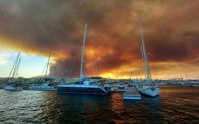 El incendio de Los Gallardos, en imágenes