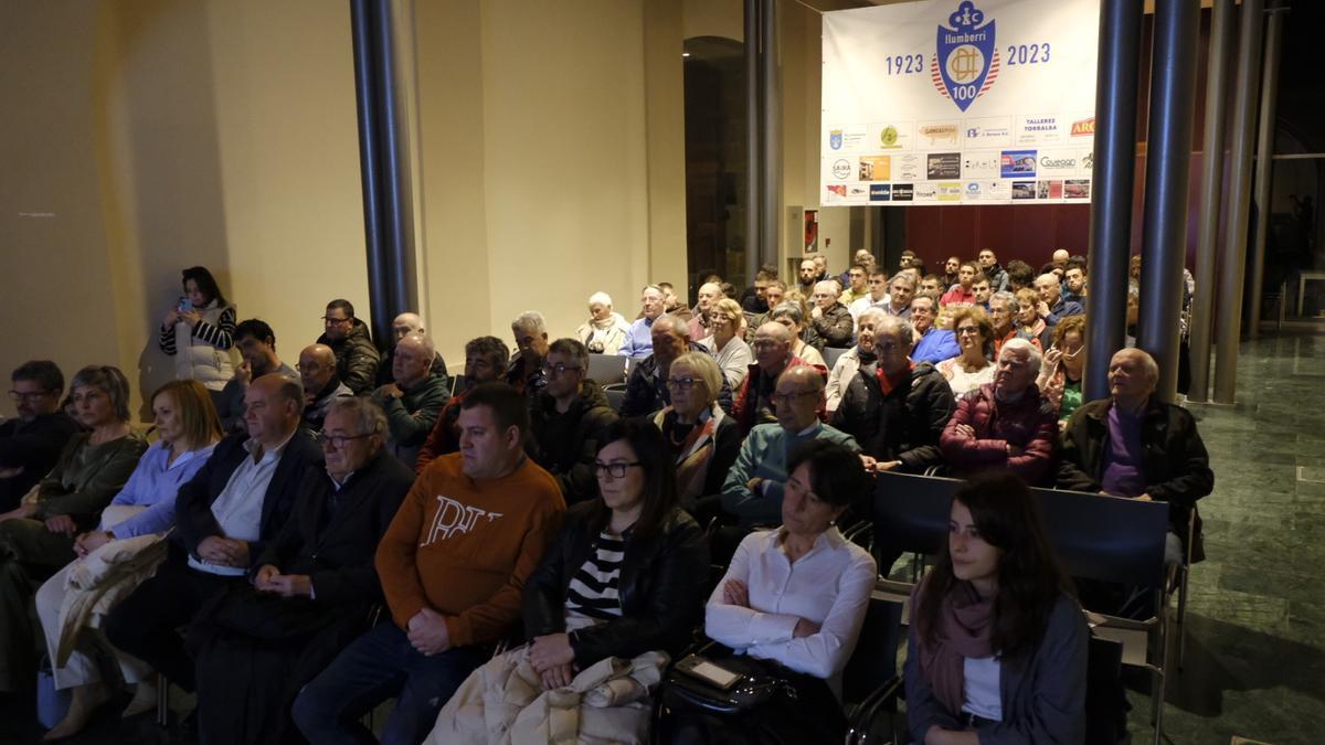 Mometos de la presentación de los actos por el centenario del C.D. Ilumberri.