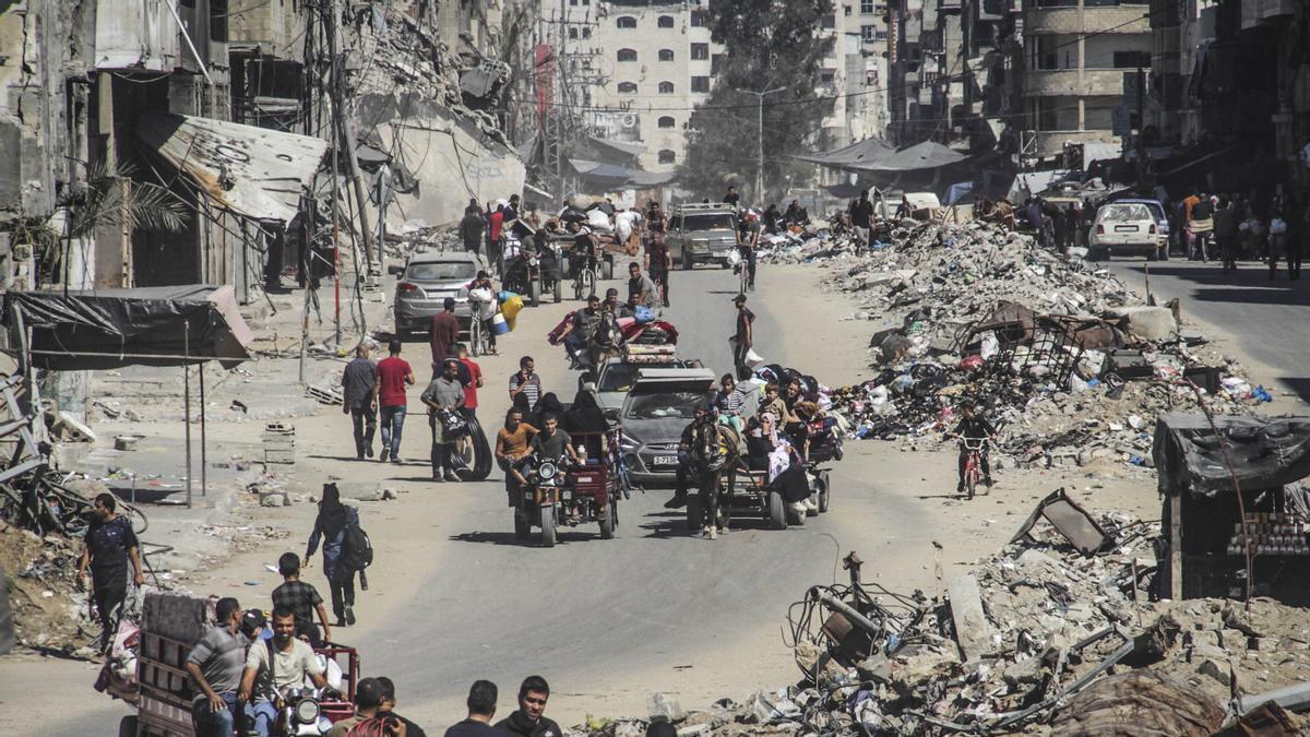 Estado del campo de refugiados de Yabalia en Gaza un año después de inicio de la ofensiva israelí.