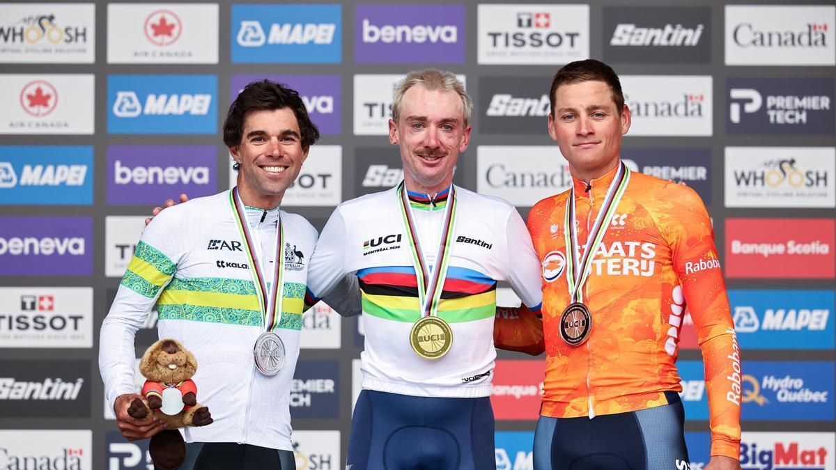 McNulty luce el arcoíris con Matthews, plata, y Van der Poel, bronce.