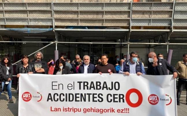 Imagen de una concentración del sindicato UGT en Bilbao contra la siniestralidad laboral.