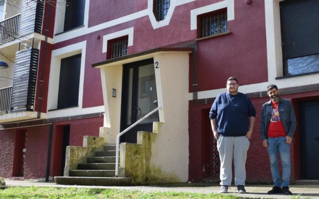Lo ediles Del Amo y Zorzano en la presentación de la convocatoria