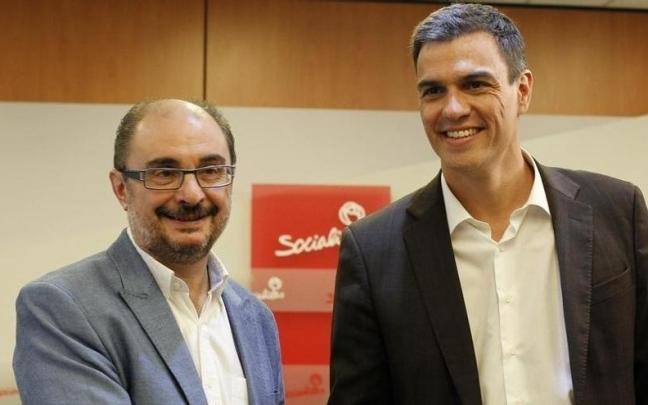 A juicio de Lambán, esta situación viene del año 2015, cuando algunos dirigentes advirtieron, afirma, que Sánchez estaba dispuesto "a cualquier tipo de pacto con tal de llegar al poder". / E.P. A juicio de Lambán, esta situación viene del año 2015, cuando algunos dirigentes advirtieron, afirma, que Sánchez estaba dispuesto "a cualquier tipo de pacto con tal de llegar al poder".