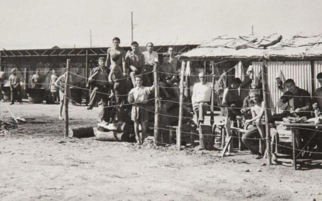 Imagen de archivo de presos en el campo de concentración de Gurs