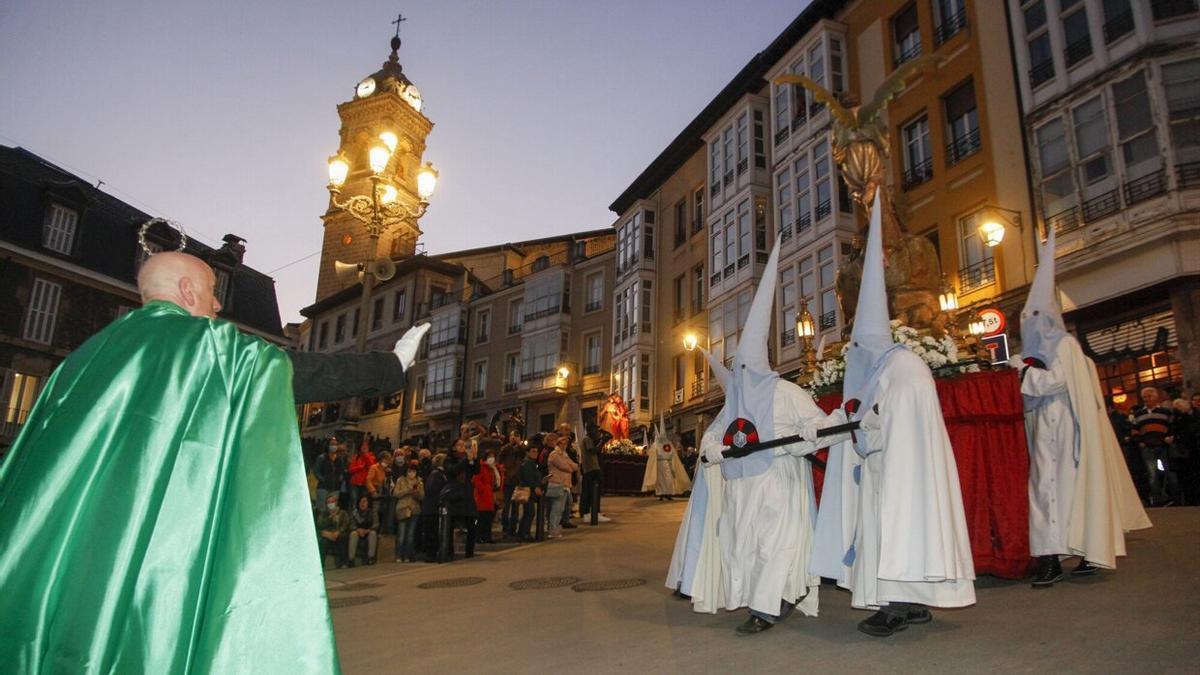 Procesión de Semana Santa en Vitoria.