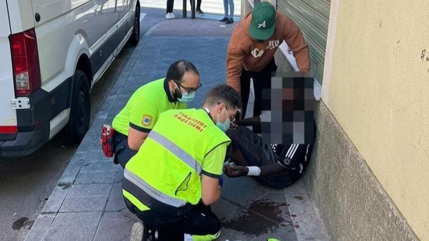 Asistencia a la víctima de la agresión.