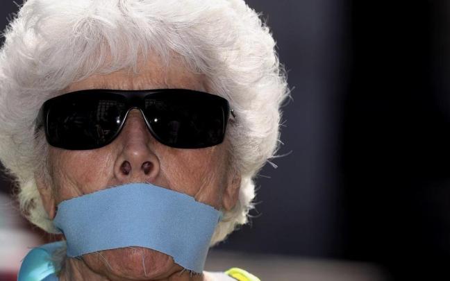 Una mujer durante una protesta por la Ley Mordaza.