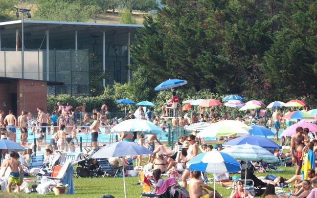 Las piscinas de Mintxeta son uno de los puntos de referencia de Elgoibar durante el verano, sobre todo en las jornadas de calor.