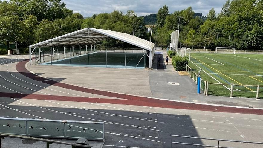 La pista de atletismo de Larrea.