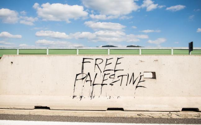 Pintada en una protesta contra el bloqueo de Israel sobre la Franja de Gaza