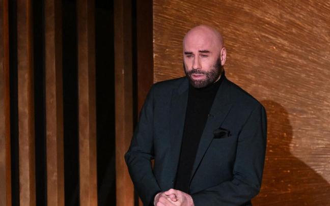 John Travolta durante su intervención en los Oscars 2023.