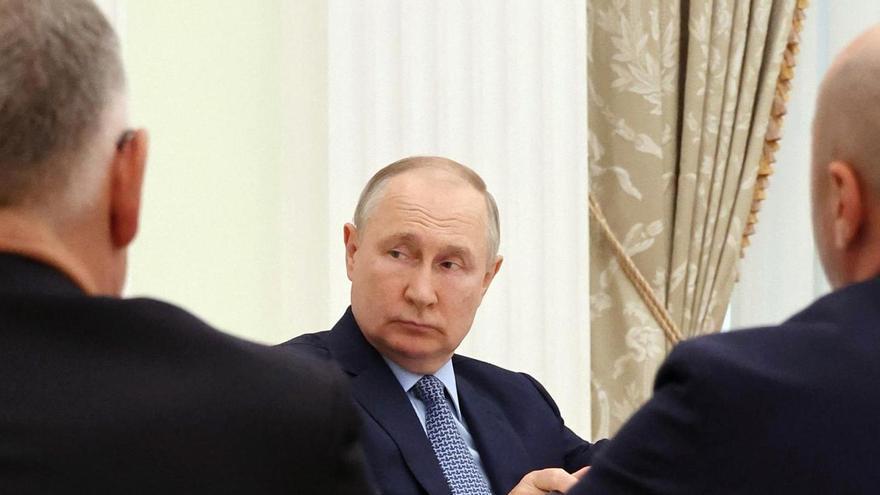 Vladimir Putin durante una reunión de su gabinete en el Kremlin.