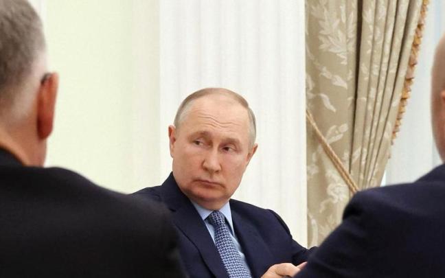 Vladimir Putin durante una reunión de su gabinete en el Kremlin.