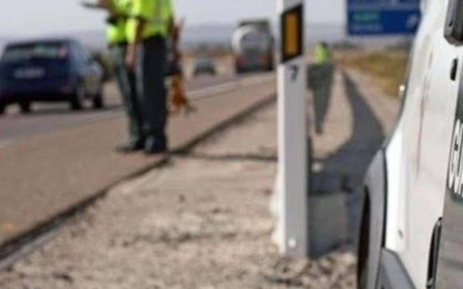 (Foto de ARCHIVO)
Guardia Civil de Tráfico
REMITIDA / HANDOUT por GUARDIA CIVIL
Fotografía remitida a medios de comunicación exclusivamente para ilustrar la noticia a la que hace referencia la imagen, y citando la procedencia de la imagen