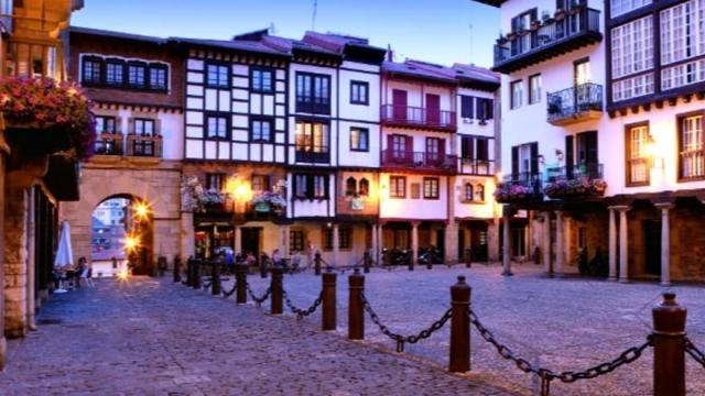 Plaza Gipuzkoa de Hondarribia