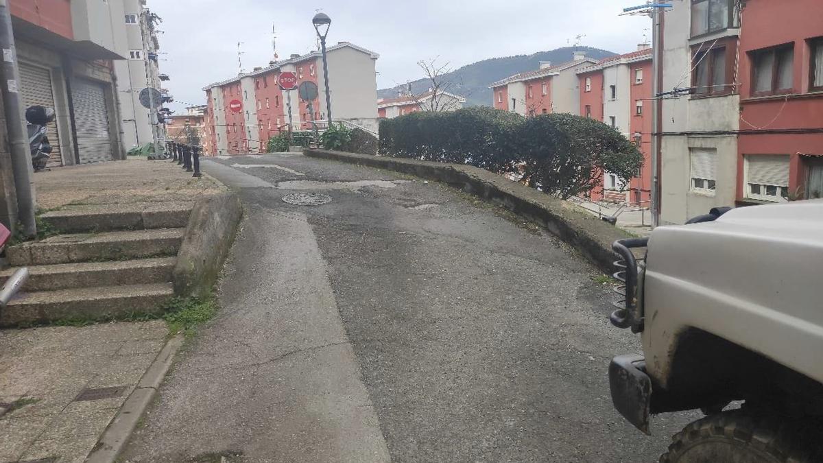 La reurbanización de Peñucas tiene en la renovación de pavimentos uno de sus puntos fuertes