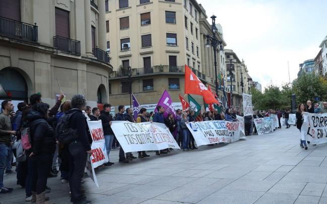 Los profesores de los centros concertados están llamados este martes a la huelga.