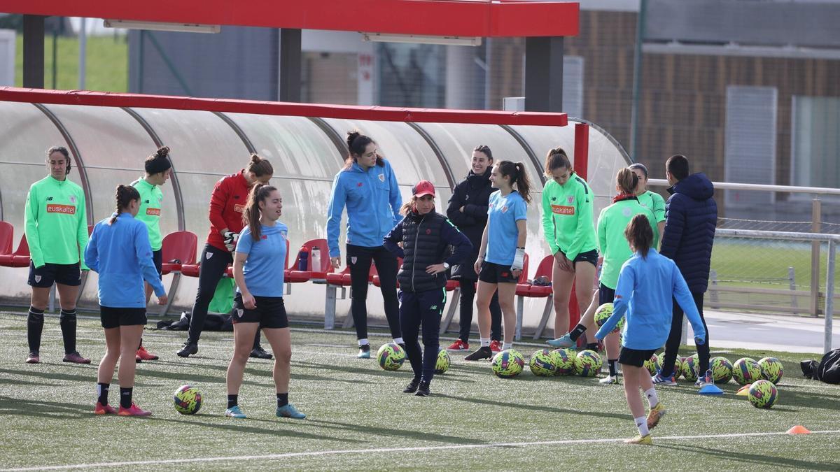 Imagen de un entrenamiento del Athletic femenino