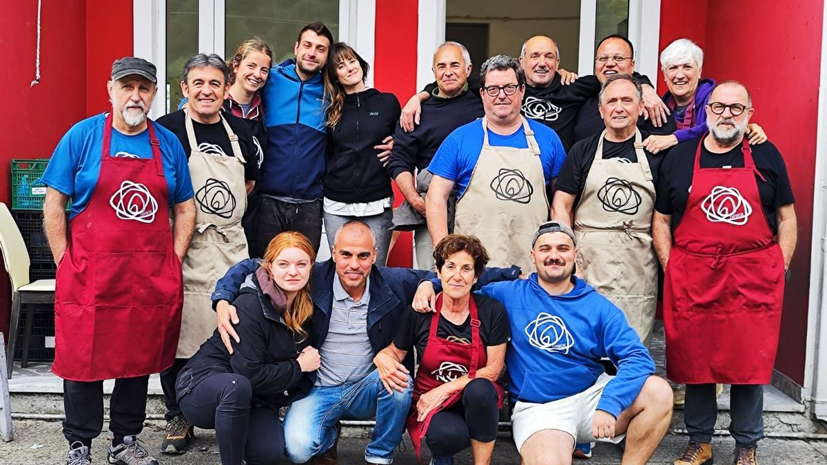Algunos voluntarios que forman parte de Zaporeak.