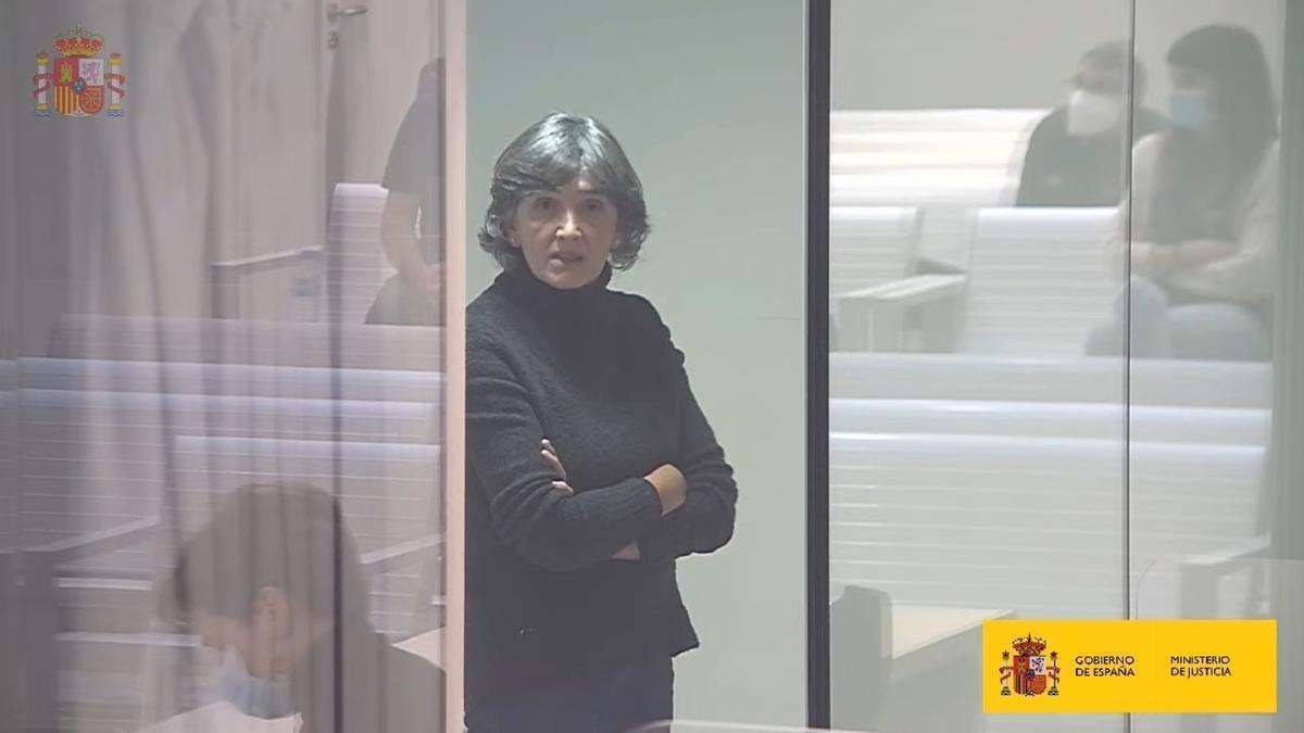 María Soledad Iparraguirre en el juicio por su colaboración en otro atentado.