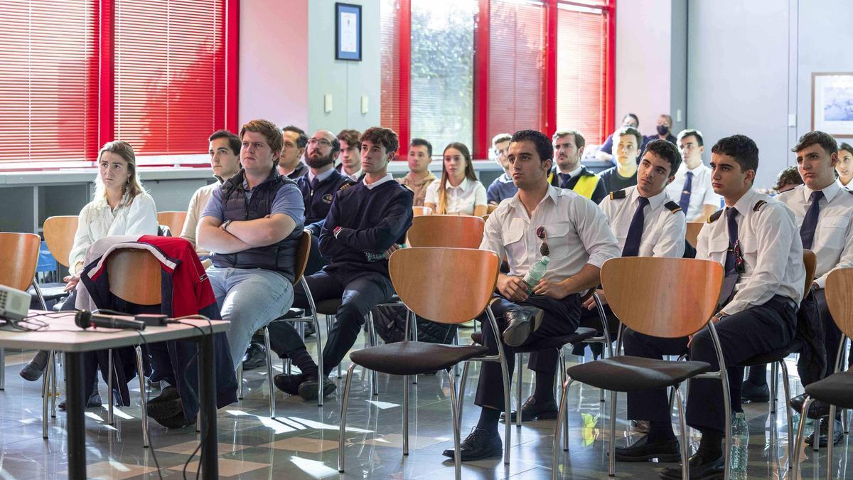 Coplac y Sepla recuerdan que existe un grado oficial de Piloto desde 2010 que actualmente se puede estudiar en tres universidades públicas.