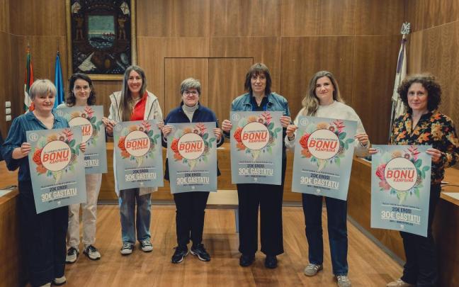 Presentación de la undécima edición de la campaña de bonos Loratu Mutriku.