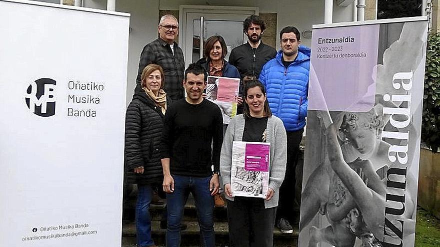 Presentación ayer de los conciertos para acercar la banda a los txikis.