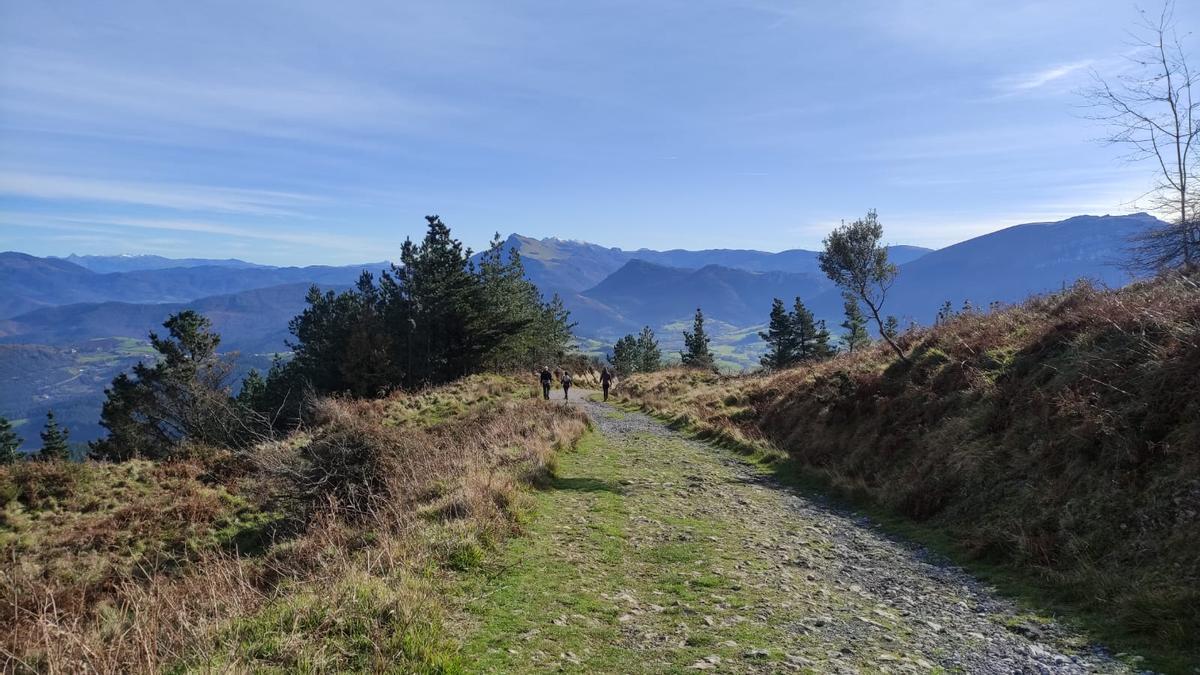 La bajada es por pista cómoda
